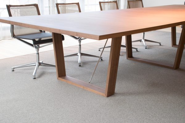 Mesa de reuniones a medida W. 10 personas
